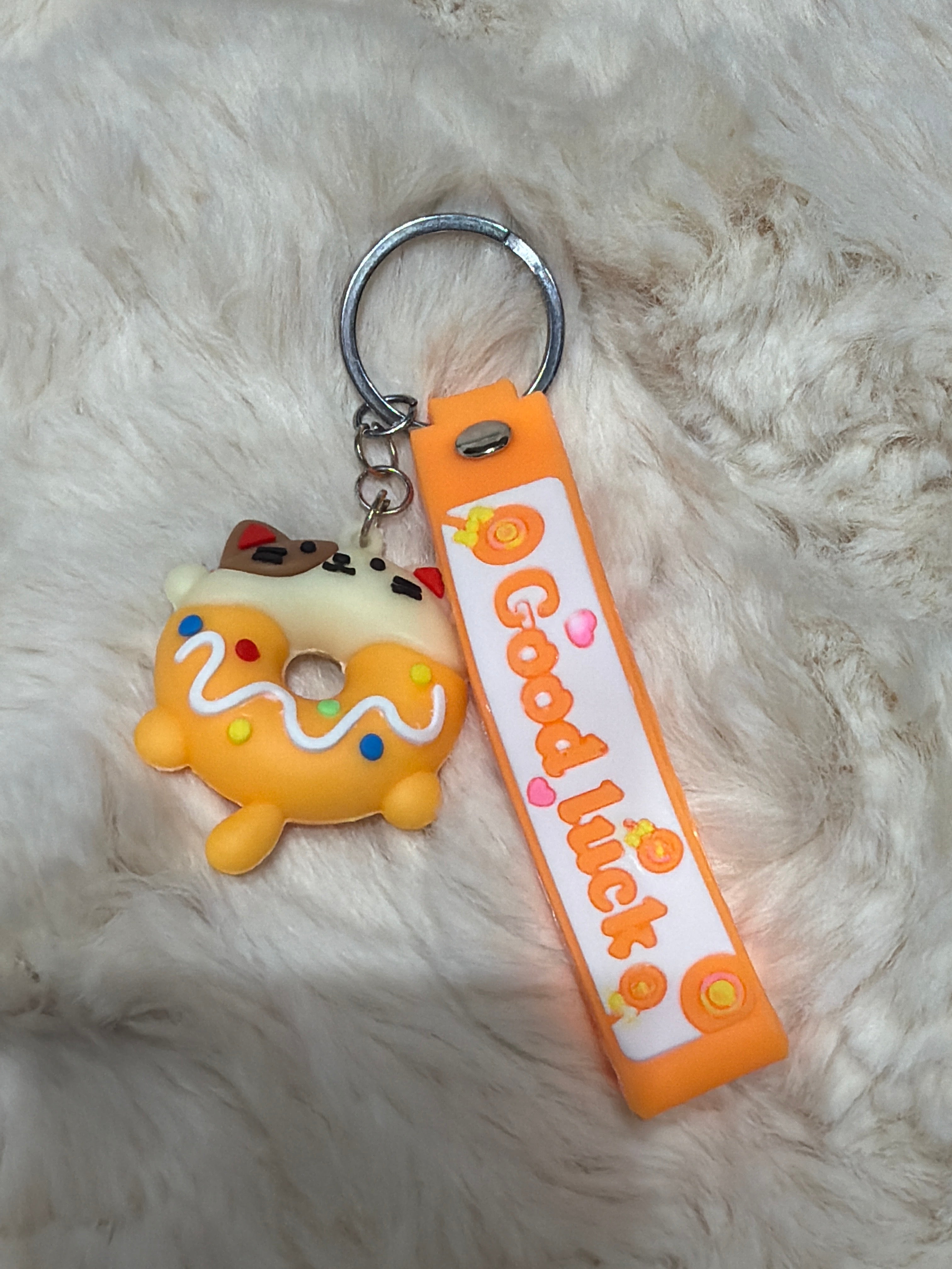 Porte clé good luck orange